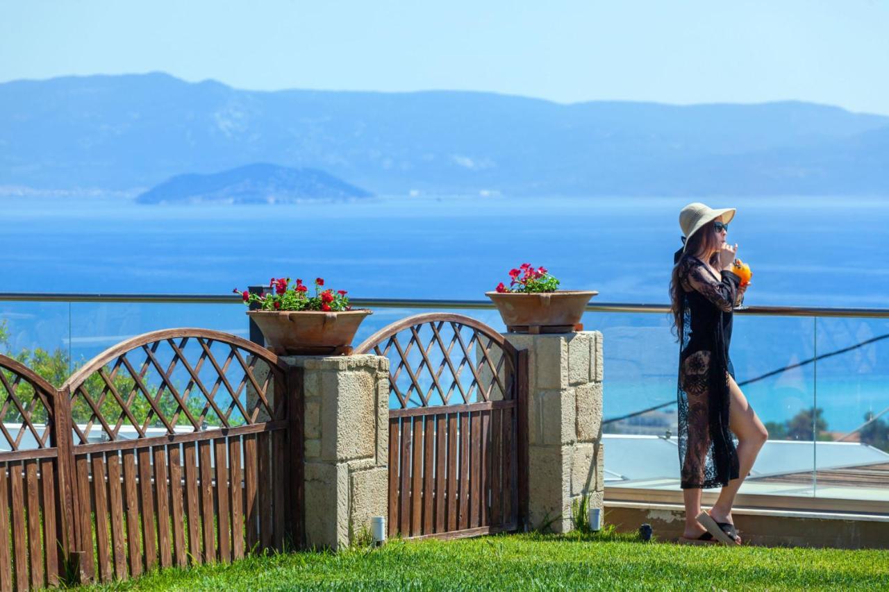 Sunny Villas Resort & Spa Ханиоти Экстерьер фото