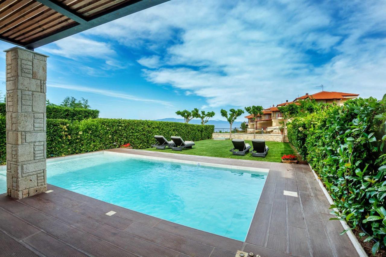 Sunny Villas Resort & Spa Ханиоти Экстерьер фото